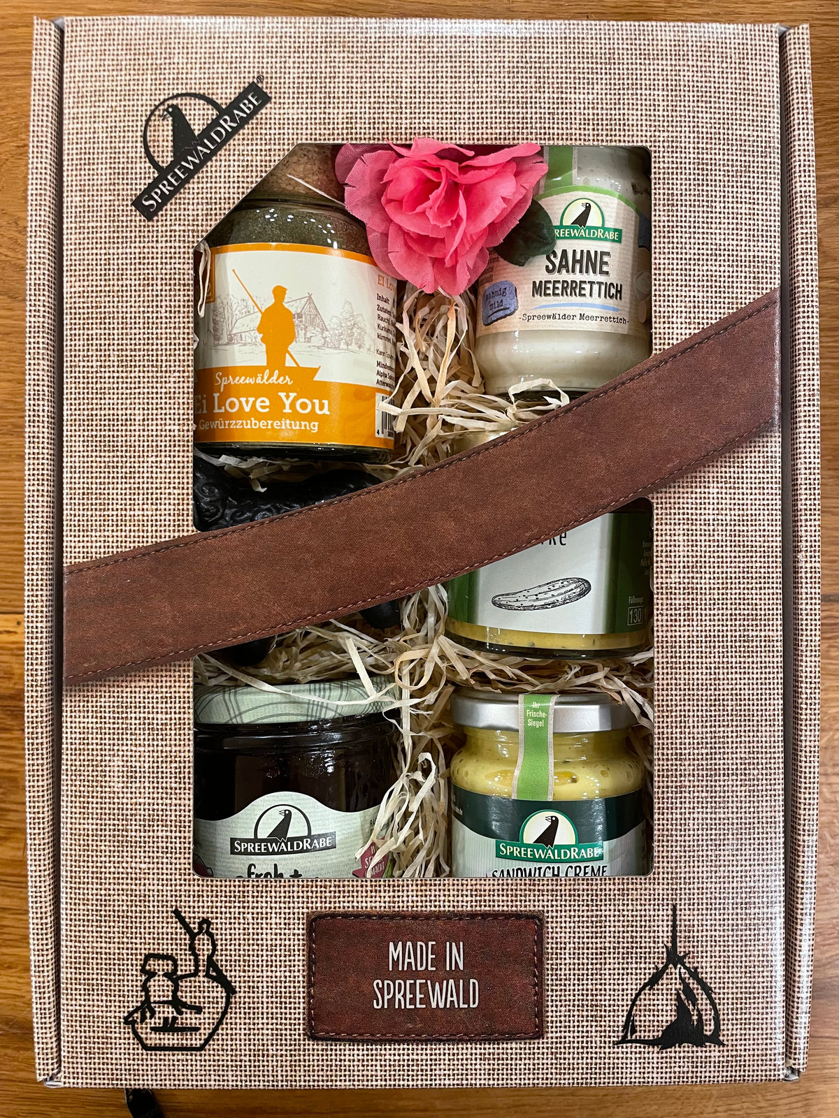 Geschenkpaket 5: Kleines Oster-Schaf – Spreewald Präsente